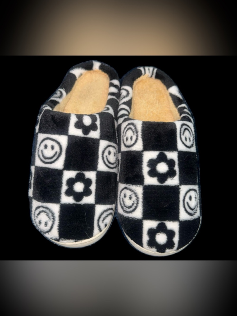 Cozy Black & White Checkered Floral Smiley Slippers - Women